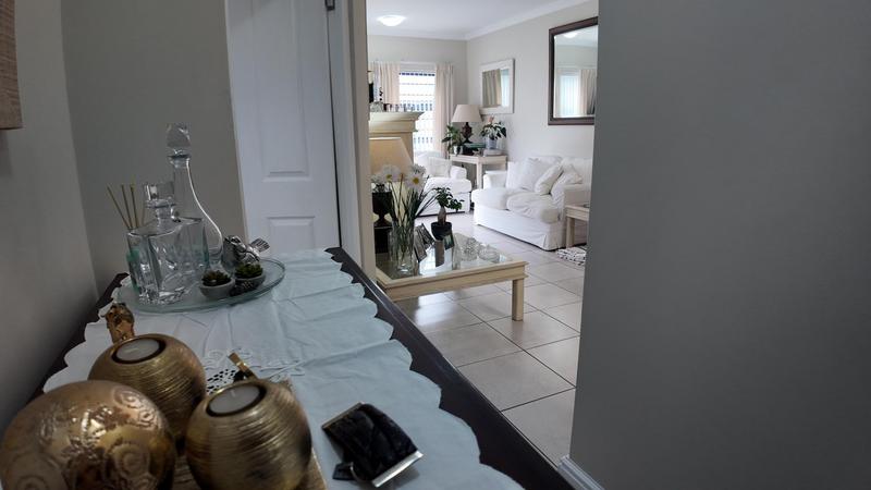 1 Bedroom Property for Sale in Blue Mountain Village Western Cape